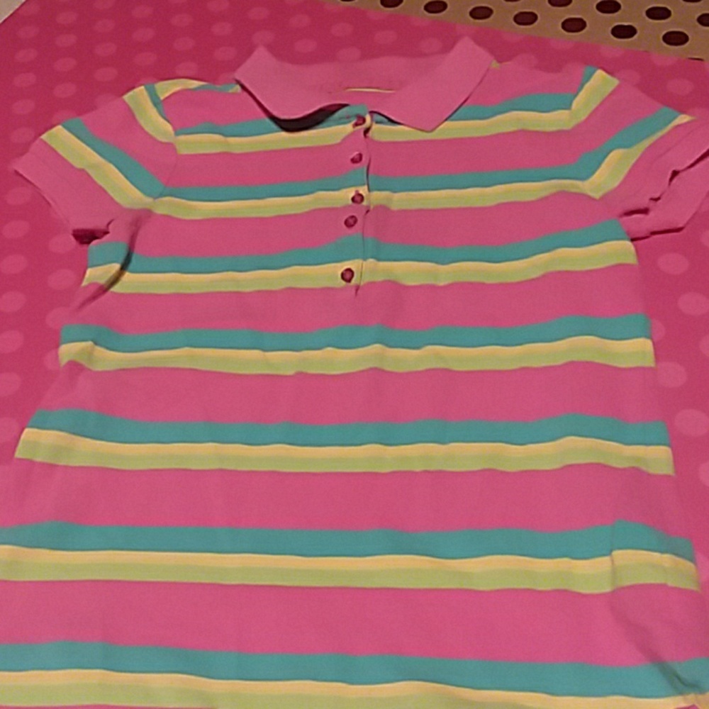Girls shirt.